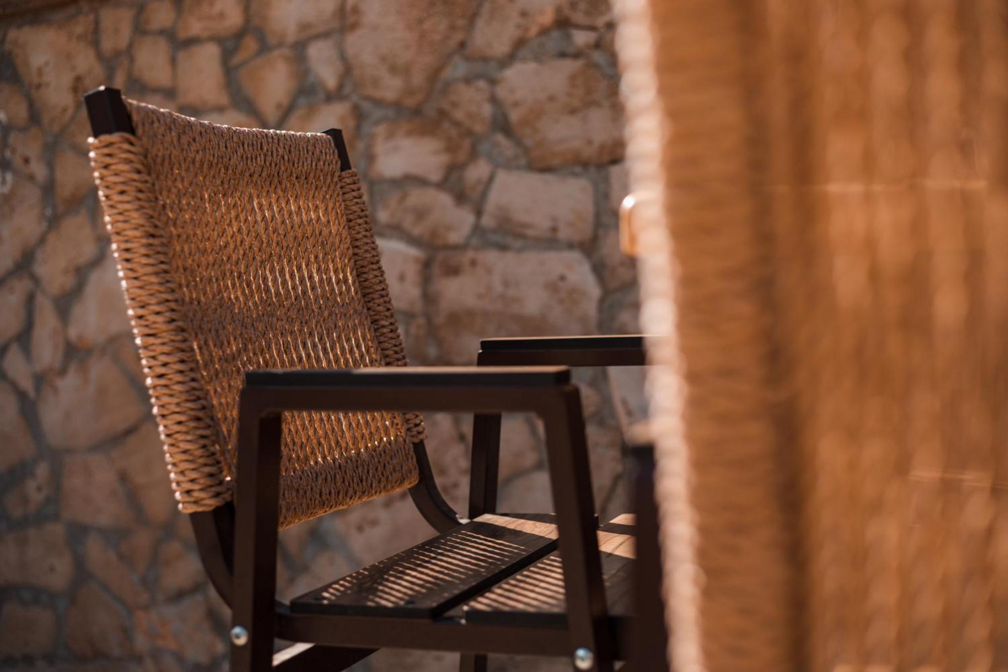 Lambis Studios & Apartments Líndos Екстериор снимка